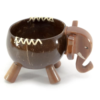 Блюдо из кокоса Слон (15,5х11,5х10,5 см) Блюдо из кокоса 'Слон' (15,5х11,5х10,5 см)