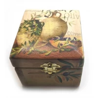 Шкатулка Оливки массив дерева (11х11х9 см)