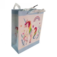 Пакет подарочный картонный Единорог (18х23х8 см)