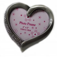 Фоторамка Сердечко (фото 13х13 см )(14,5х13,5х2 см)