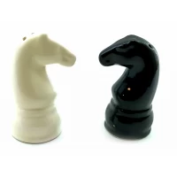 Солонка перечница Два Коня фарфоровые (8х5х4,5 см)