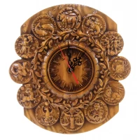 Часы Зодиак массив дерева,резные,покрыты патиной и лаком (32х30х1,8 см),механизм и стрелки в компл