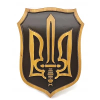 Панно Тризуб(39х28х2,4см),деревянное,резное,покрыто патиной и лаком,массив дерева