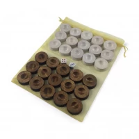 Фишки для нард с мешочком(д-28мм,выс-10мм) массив дерева,кубики в комплекте,белые и коричневые