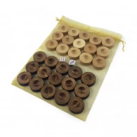 Фишки для нард с мешочком (д-28мм,выс-10мм) кубики в комплекте,цвет натуральное дерево и коричневые.