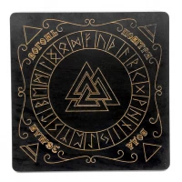 Рунический алтарь из дерева на украинском языке, темный (26х26х0,8 см), покрыт эмалью.