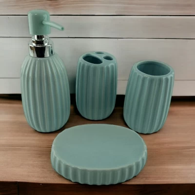 Набор для ванной комнаты Нежно-голубой Набор для ванной комнаты Нежно-голубой