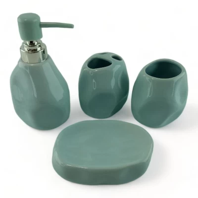 Набор для ванной комнаты Нежно- голубой Набор для ванной комнаты Нежно- голубой
