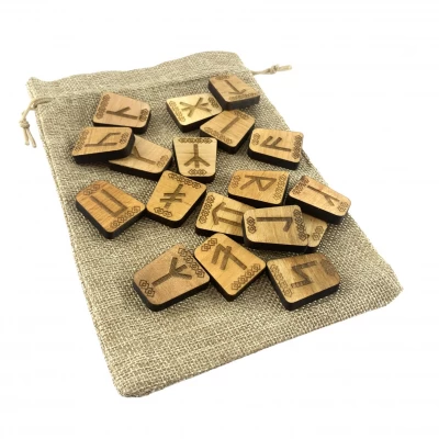 Руны Славянские светлые, 18 рун (2,9×2,4×0,7 см) с мешочком , массив дерева Руны Славянские светлые, 18 рун (2,9×2,4×0,7 см) с мешочком , массив дерева