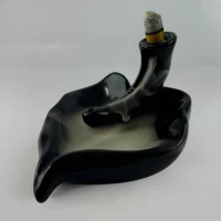 Подставка под благовония BackFlow Черная Лилия (6,6х9,5х11,5 см) Подставка под благовония BackFlow Черная Лилия (6,6х9,5х11,5 см)