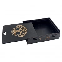 Шкатулка для скандинавских рун  Древо Жизни (14х10.5х4см), дерево покрыто темной эмалью.