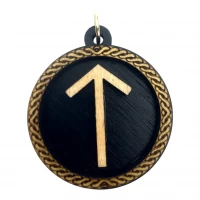 Рунический оберег-подвеска Тейваз(d-45мм),дерево.