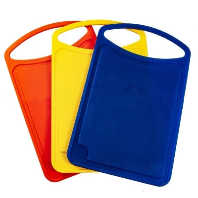 ДОСКА ПЛАСТМАССОВАЯ РАЗДЕЛОЧНАЯ С РУЧКОЙ 20X32 СМ ЗУ