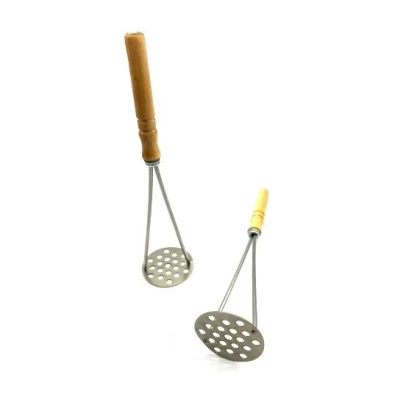 ТОЛКУШКА КРУГЛАЯ С ДЕРЕВЯННОЙ ЛАКИРОВАННОЙ РУЧКОЙ