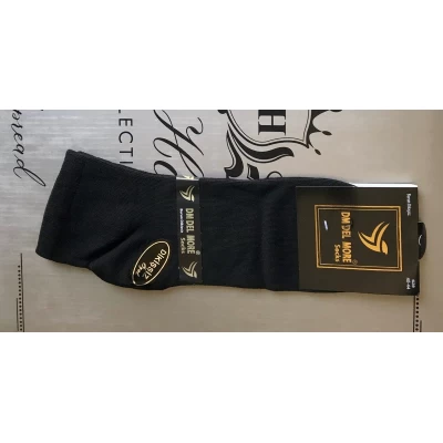 Носки DM DEL MORE полусредние бесшовные хлопковые 41-44 в чёрном цвете. Производство Турция