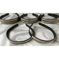 Обруч каучук, четыре ряда камушек