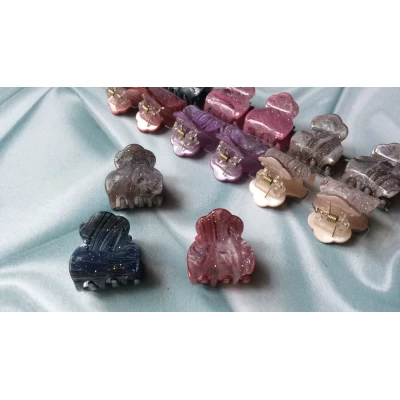 Крабик, французский пластик, 2 см Крабик, французский пластик, 2 см