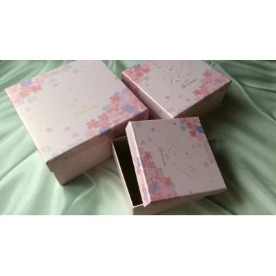 Набор коробок, 21*21; 18*18; 15*15 см
