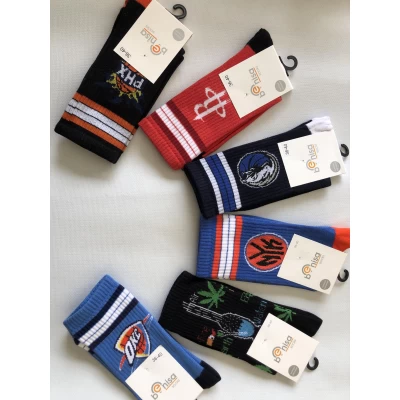 Носки BENISA ликра хлопок 36-40 высокая резинка . Цвет : ассорти. Производство Турция Носки BENISA ликра хлопок 36-40 высокая резинка . Цвет : ассорти. Производство Турция