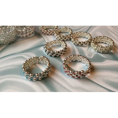 Браслетик детский, спираль, серебро камушки Браслетик детский, спираль, серебро камушки