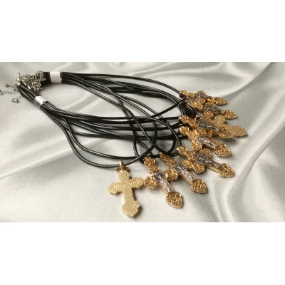 Крестик 5 см, на каучуковом большом шнурке, 45 см Крестик 5 см, на каучуковом большом шнурке, 45 см