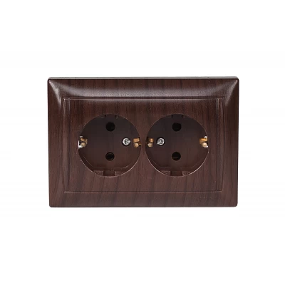 Розетка двойная с заземлением Luxel PRIMERA (3908) вишневая