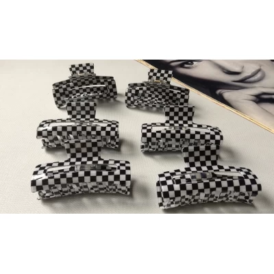 Краб, французский пластик, 8,5 см Краб, французский пластик, 8,5 см