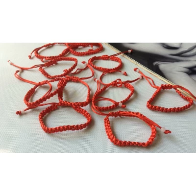 Браслетик, красная нить Браслетик, красная нить
