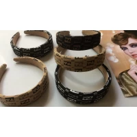 Обруч объемный, бренд, ширина 4 см