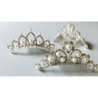 Диадема на гребне, 11 см