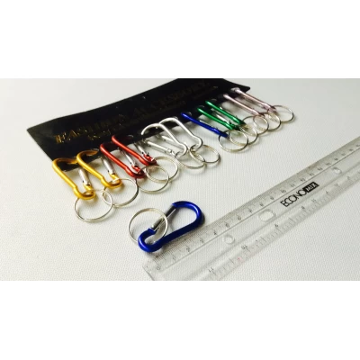 Брелок карабин, металл