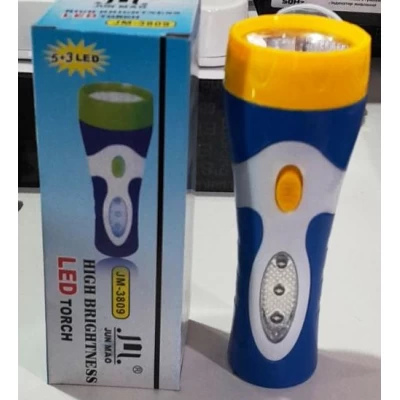 Фонарь JM-3809 (3 батарейки, есть боковой свет) Фонарь JM-3809 (3 батарейки, есть боковой свет)