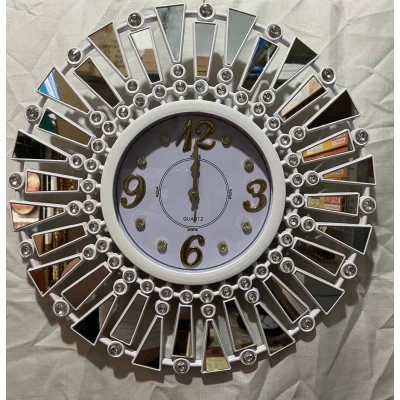 Часы настенные 50 см, черные и белые