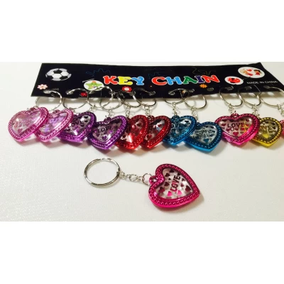 Брелок сердечко, пластик