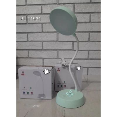 Лампа настольная BL-T1931 (сменный аккумулятор, сенсорная)