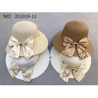 Шляпа женская •Размер 58 ( внутри затягивается)