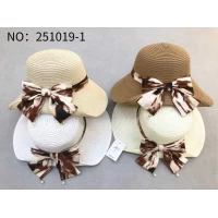 Шляпа женская •Размер 58 ( внутри затягивается)