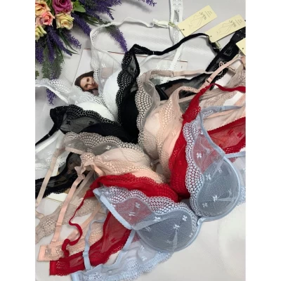 Бюстгальтер на поролоне В 1031