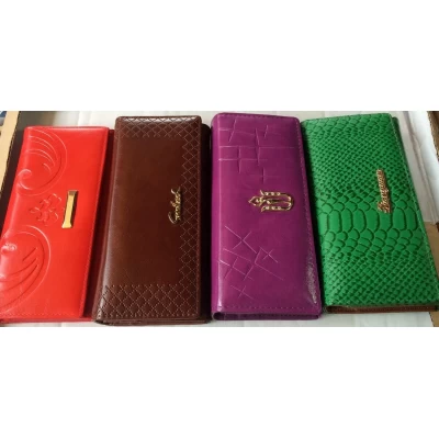 Кошелек женский из искусственной кожи, на магните