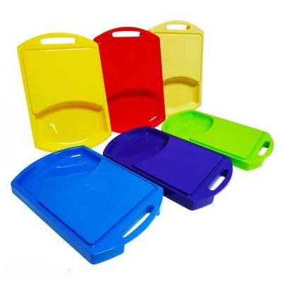 Пластиковая разделочная доска с лотком (380 мм. - 250 мм)