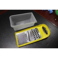 Терка с контейнером "Прямоугольник" 18х8.5х7см