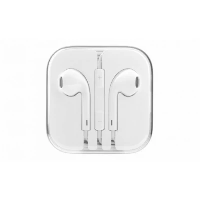 Наушники  EarPods с пультом дистанционного управления и микрофоном