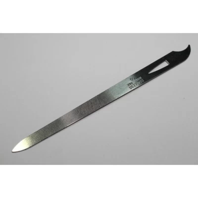 Пилочка металлическая с насечкой 14см