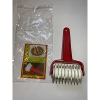 Валик для нарезки теста сеткой 