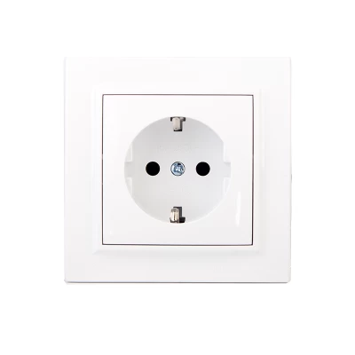 Розетка с/з (материал термопластик) 16 А Enzo Белый