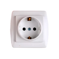 Розетка с заземлением 16 А  Acura