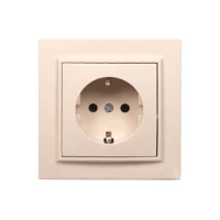 Розетка с заземлением 16 А Enzo Латте