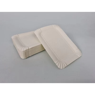 Тарелка одноразовая бумажная белая размер 13,3х18,8 см 100 шт/уп. Тарелка одноразовая бумажная белая размер 13,3х18,8 см 100 шт/уп.