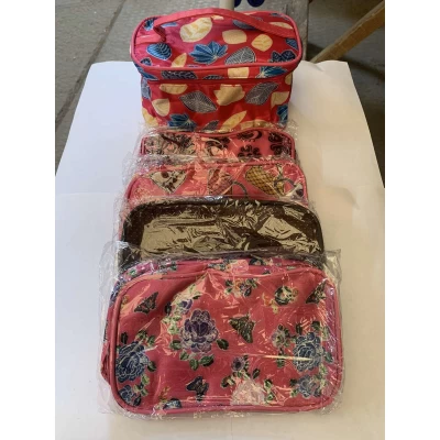 Косметичка женская