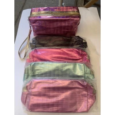 Косметичка женская